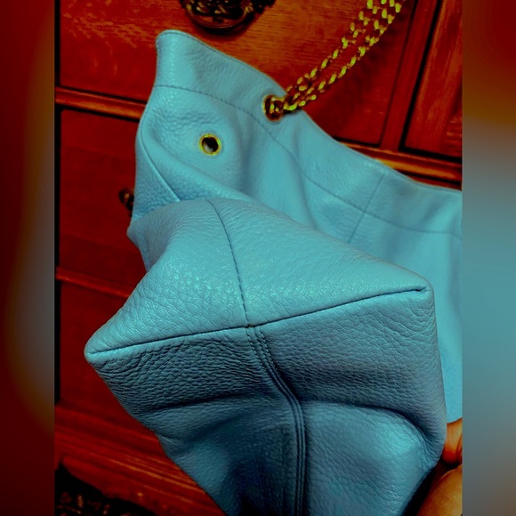 Tory Burch Baby Blue Marion Slouchy Tote - Picture 5 of 13